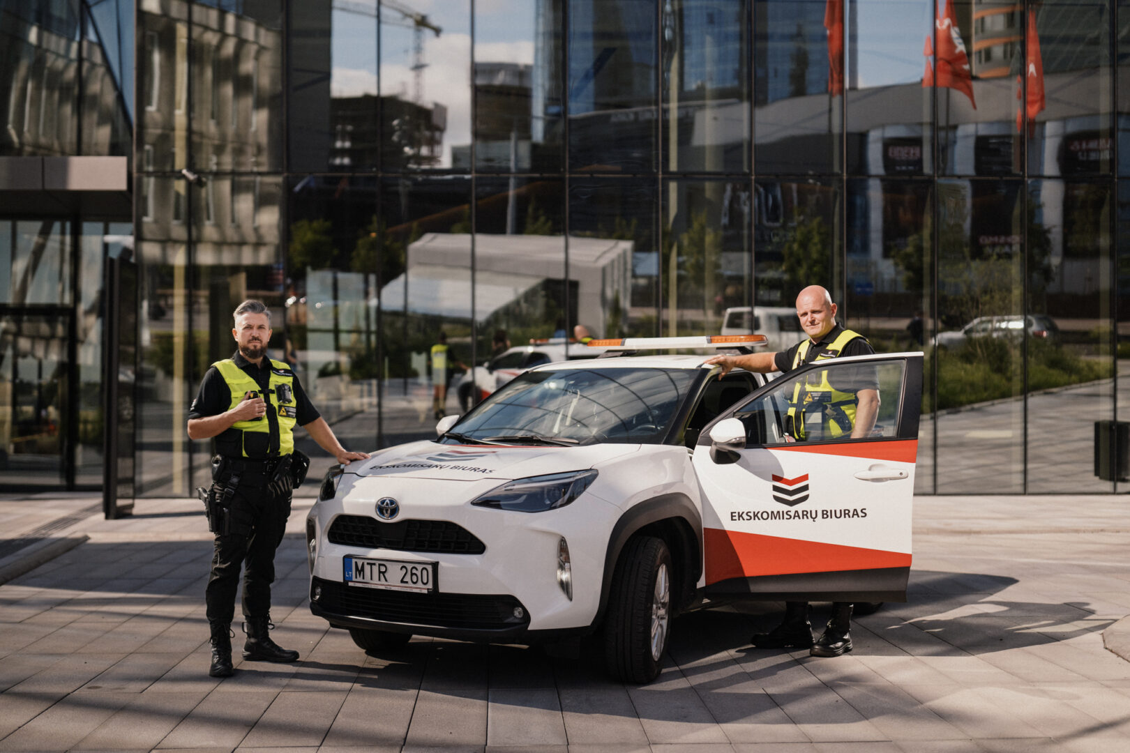 Ekskomisarų biuras & LINQO:  more efficient management of security operations